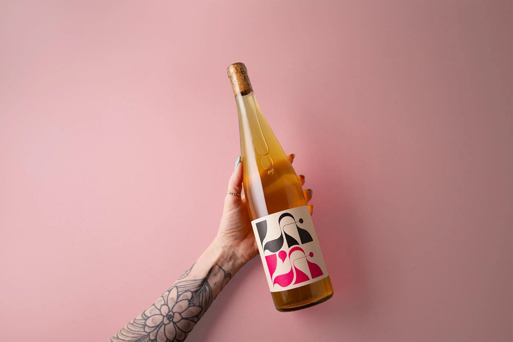 truf thorn and burrow wine packaging design branding design4users