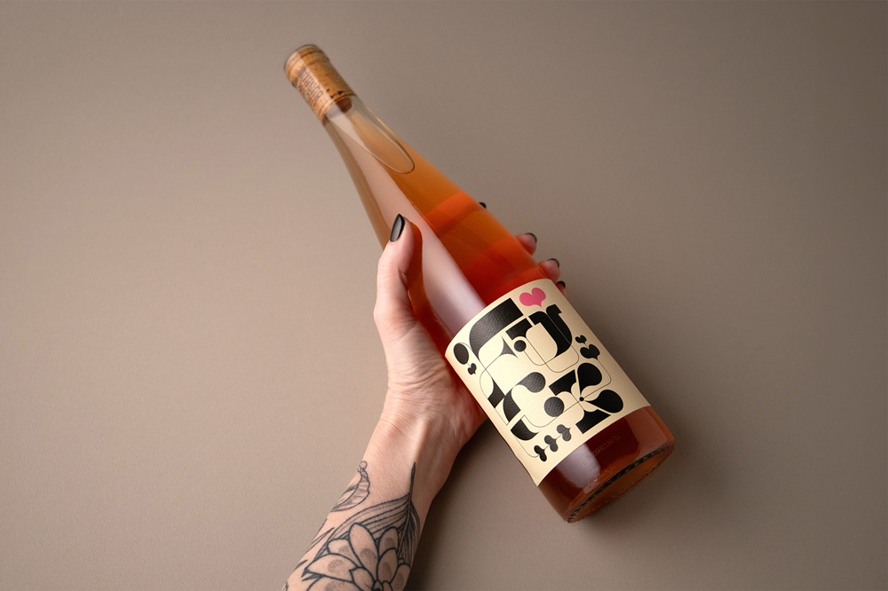 truf thorn and burrow wine packaging design branding design4users